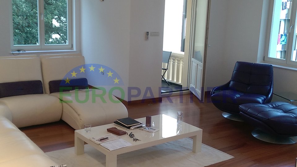 Renovated apartment in seaside villa in the heart of Opatija - a unique property