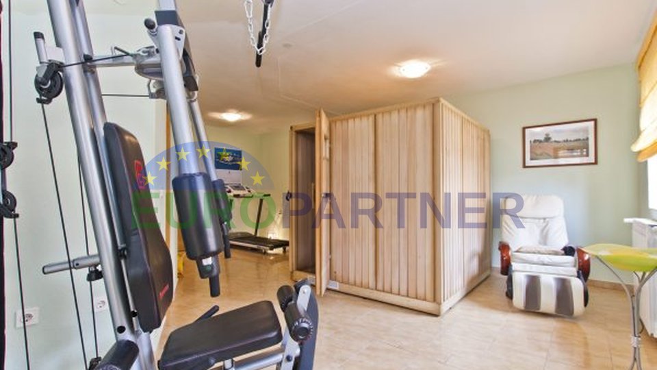 Casa per le vacanze con piscina