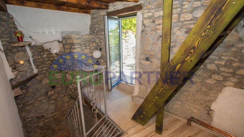Kamena kuća u gradu Velog Jože - Motovun