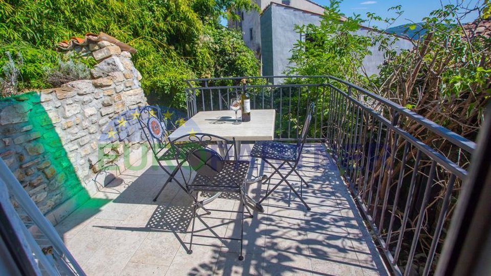 Kamena kuća u gradu Velog Jože - Motovun