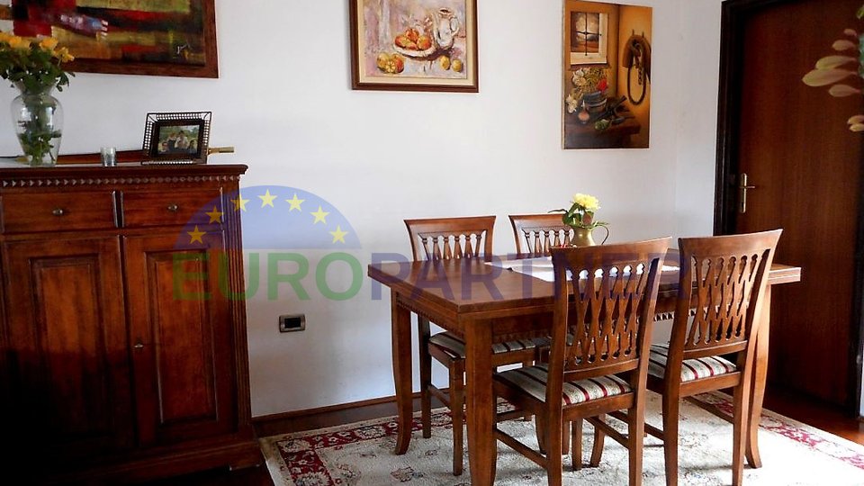 Apartment in Poreč city centre with 3 bedrooms - 100 m from the sea