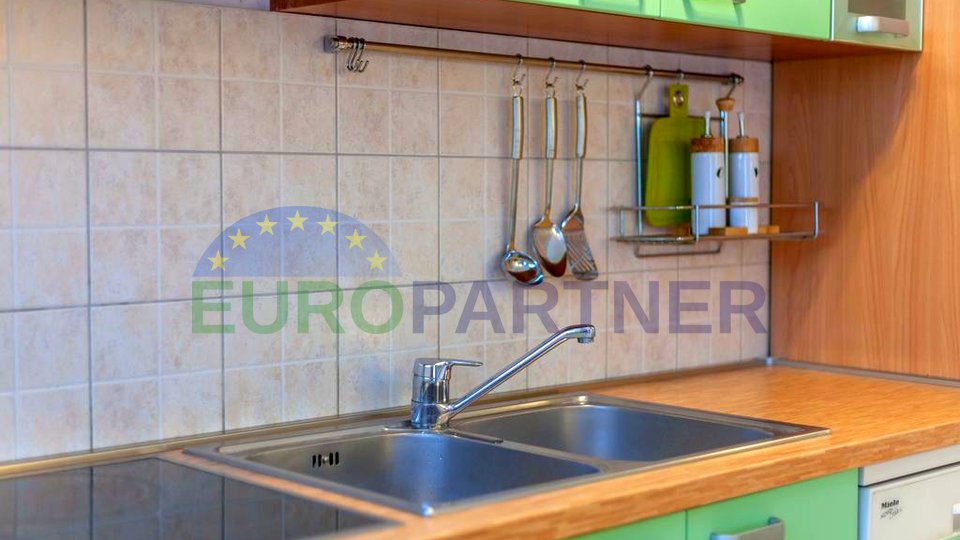 Beautiful 3-room apartment in the center of the city-Split