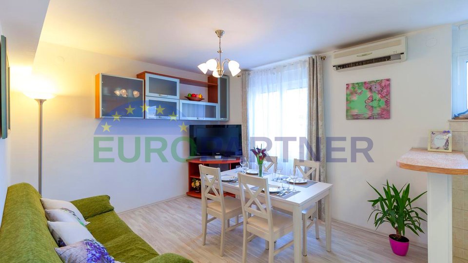 Beautiful 3-room apartment in the center of the city-Split