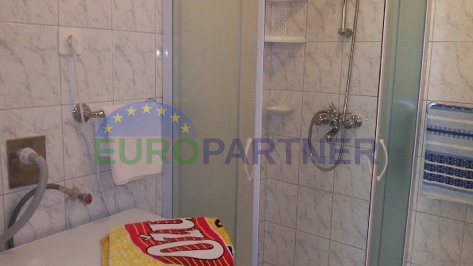 Casa, 380 m2, Vendita, Poreč