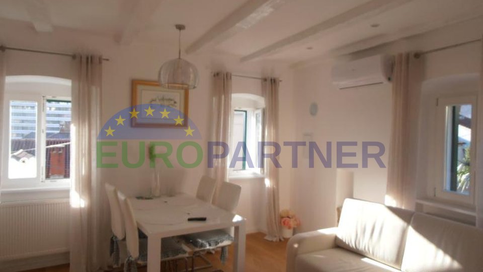 Exceptional renovated apartment in Opatija with a beautiful sea view
