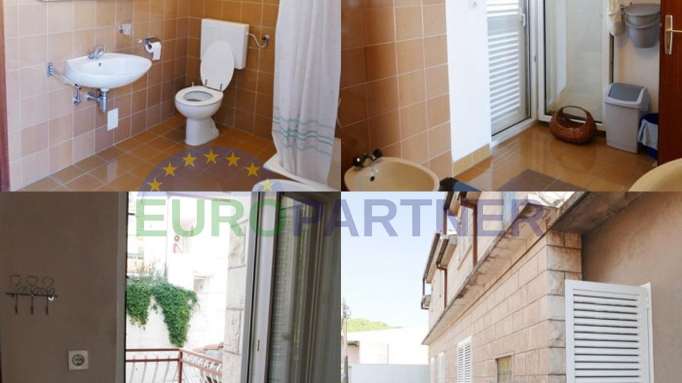 Prostrani dvoetažni stan površine 344 m2 s otvorenim pogledom na more, Sumpetar