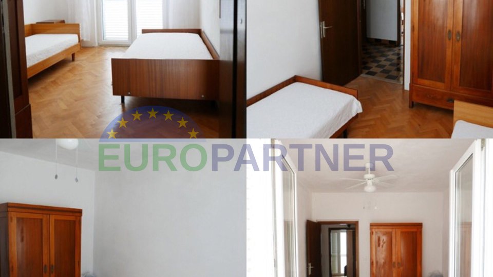 Spacious two storey 344 m2 apartment with open sea view, Sumpetar