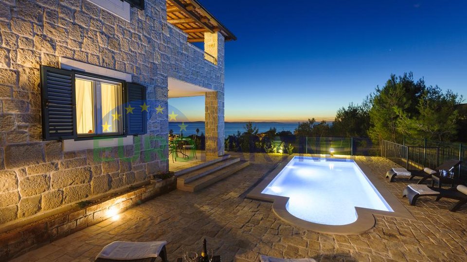 Dalmatien Luxus Steinvilla mit Pool und Meerblick