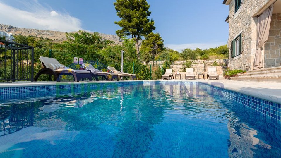 Dalmatien Luxus Steinvilla mit Pool und Meerblick