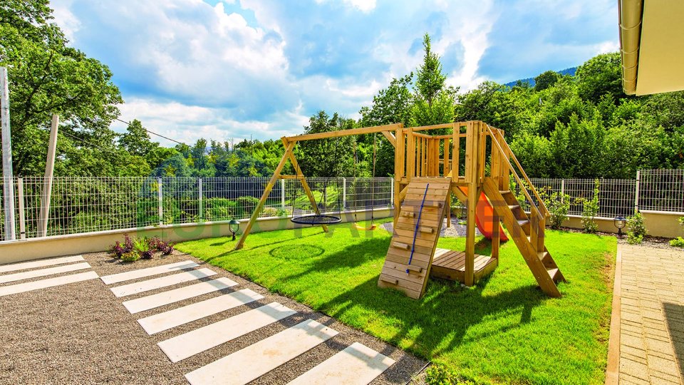 Očaravajuća vila s pogledom na more na obroncima Učke