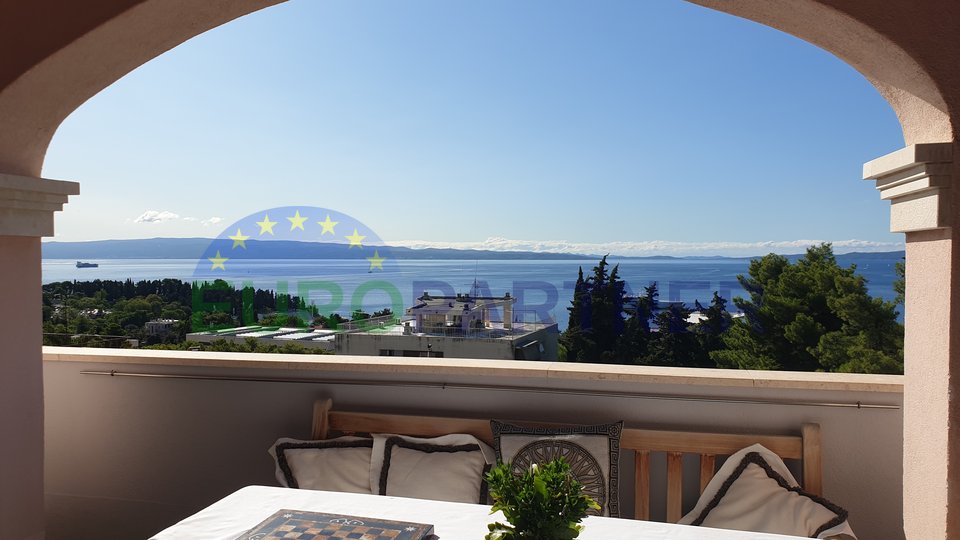 Ekskluzivni stan s otvorenim pogledom na more,Split