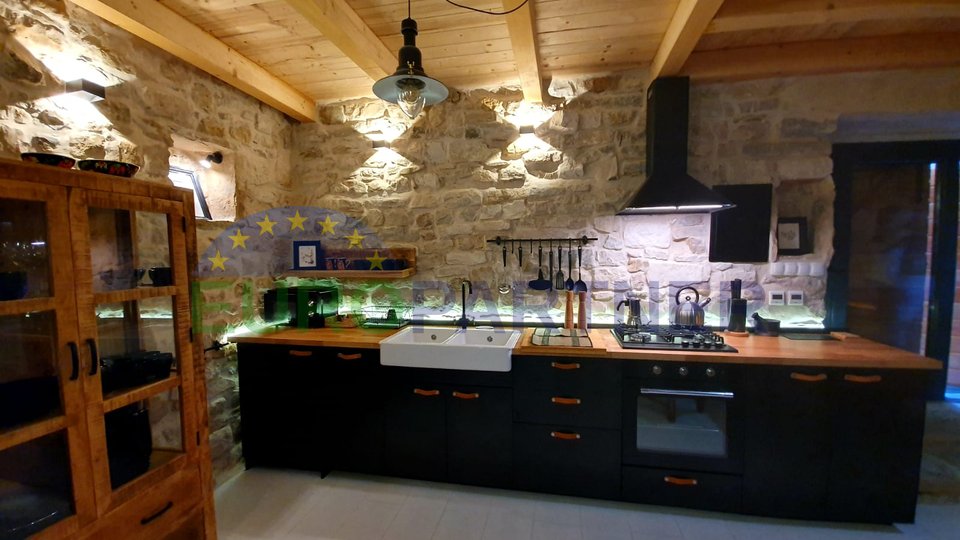 Magical, stone house completely renovated, Kastel Stari