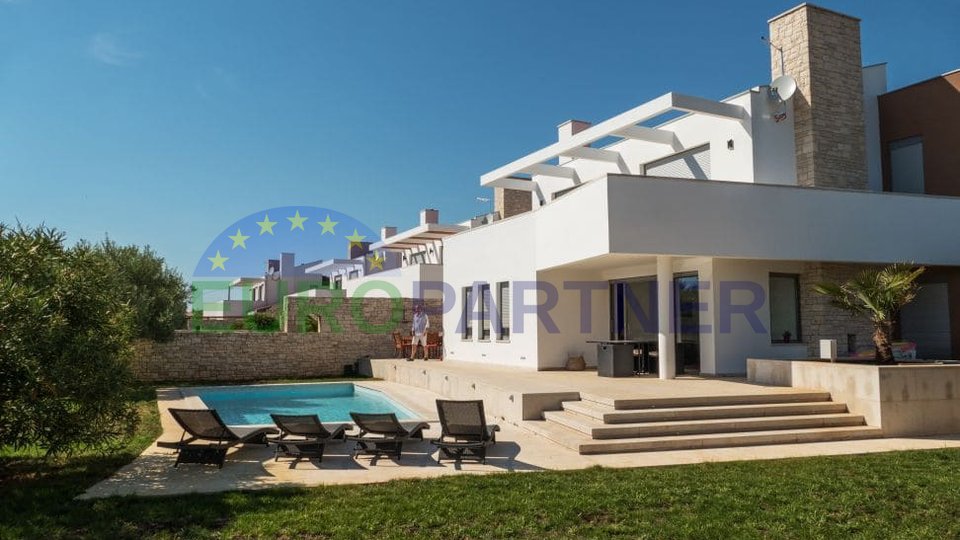 Modern villa with pool and beautiful views of Brijuni