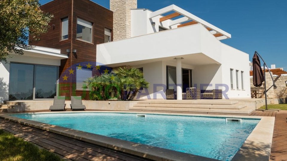 Moderne Villa mit Pool und herrlichem Blick auf Brijuni