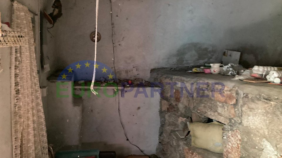 Autentične dalmatinske kućice-za renoviranje