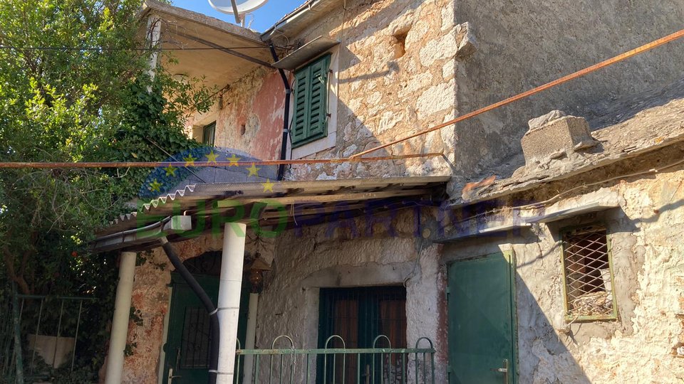 Authentische dalmatinische Häuser - zur Renovierung