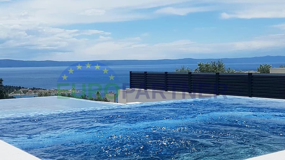 Makarska, vila s bazenom i fantastičnim pogledom na more, prodaja