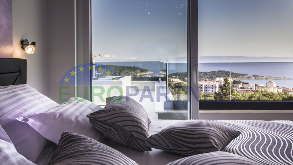 Makarska, villa with pool and fantastic sea views, for sale