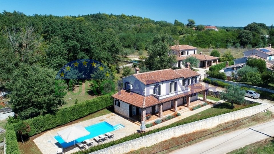 Porec area, stone house with pool and sea view
