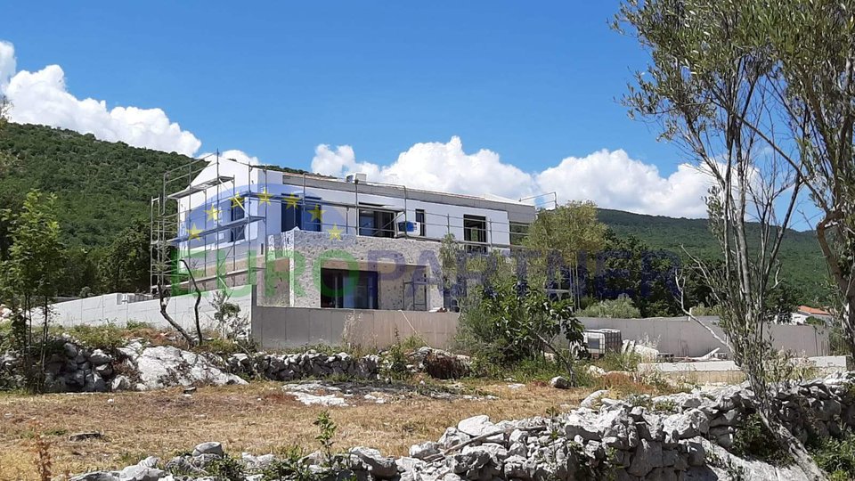 Villa bei Labin, 3 Schlafzimmer, Pool, Panoramablick auf die Insel Cres, Rabac und Rijeka