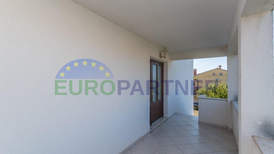 Duplex apartment with sea view, 2 km from the center of Poreč