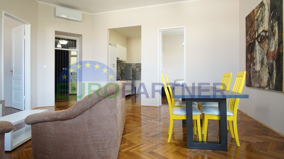Apartment in the center of Pula with two bedrooms and a beautiful panoramic view