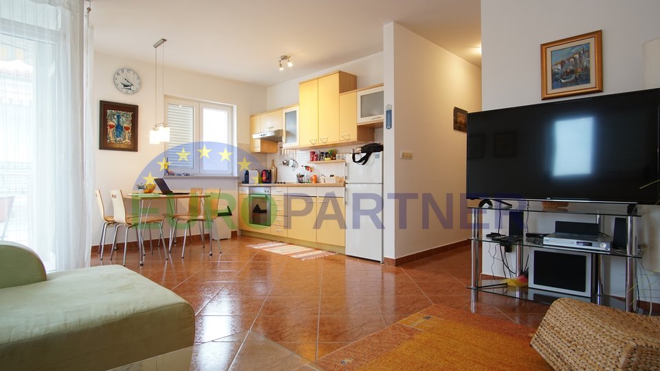 Rovinj - spacious apartment with two bedrooms and a parking space in the garage