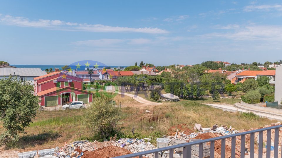 Comfortable apartment on two floors 300 m from the sea