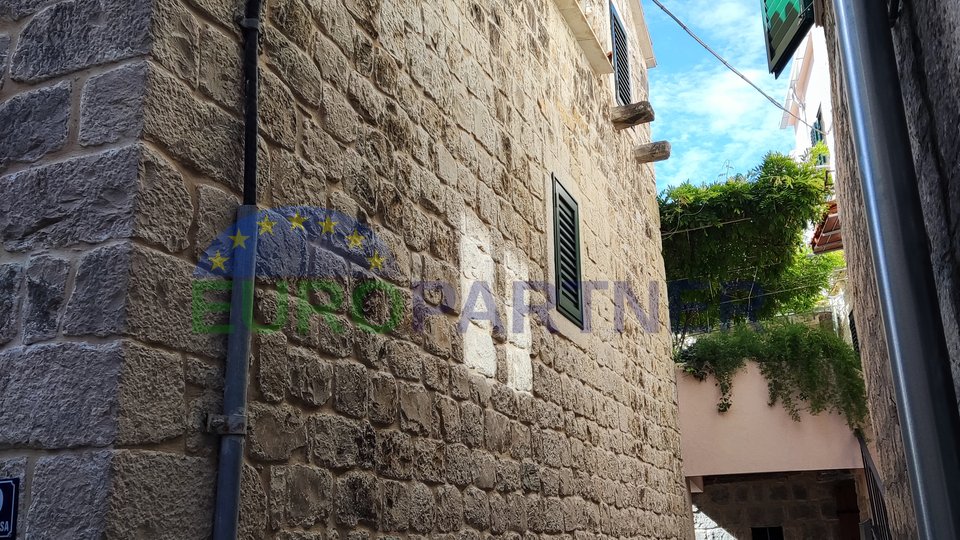 Kastel Stari, renovated stone house with 2 residential units, for sale