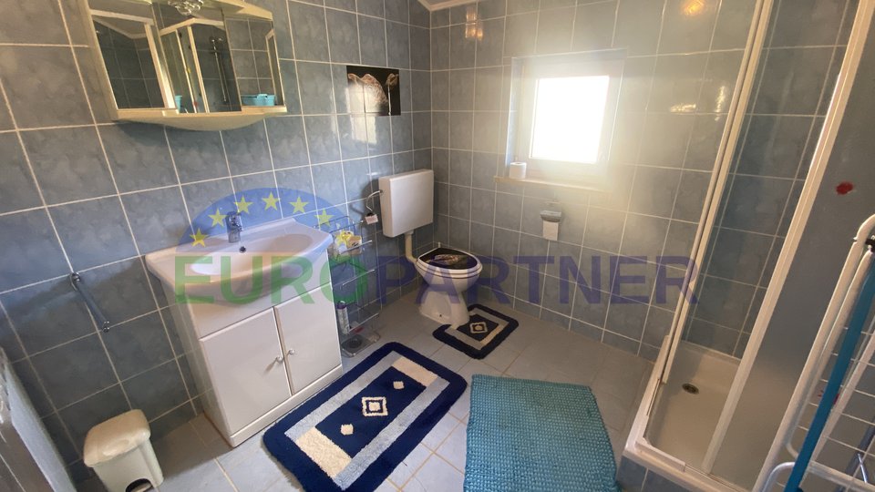 Casa, 150 m2, Vendita, Poreč