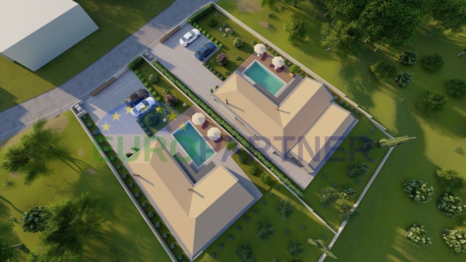 Modernes einstöckiges Haus mit Swimmingpool in ruhiger Lage