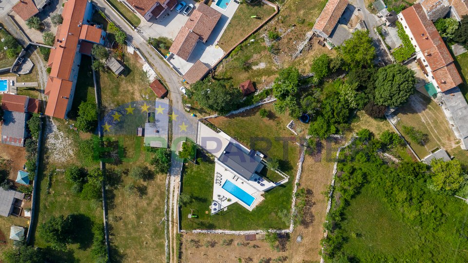 Villa with pool in central Istria