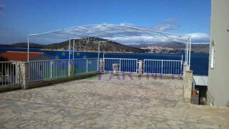 Apartment house with 6 apartments, Rogoznica, sea view, for sale