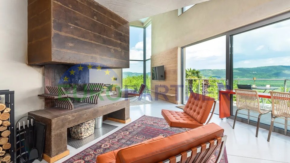 Unique designer villa with a beautiful view of Motovun