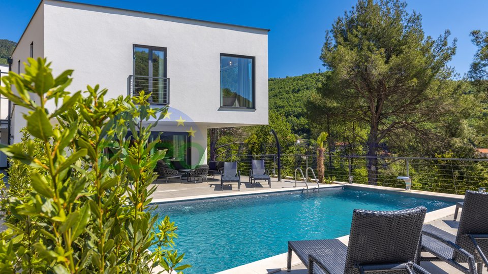Exclusive villa with pool on the Opatija Riviera
