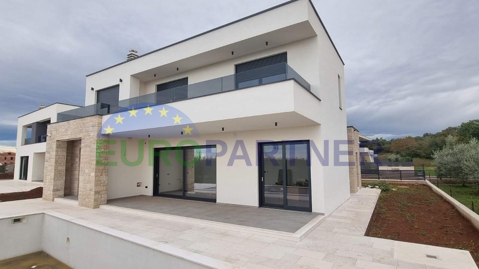 Porec - Detached luxury villa with sea view and pool