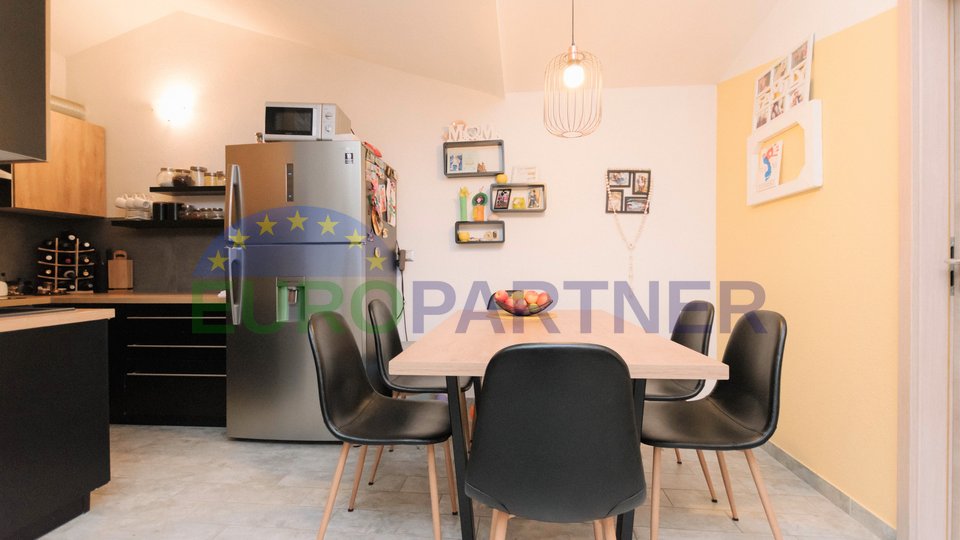 Apartment with 2 bedrooms, Poreč, 5 km