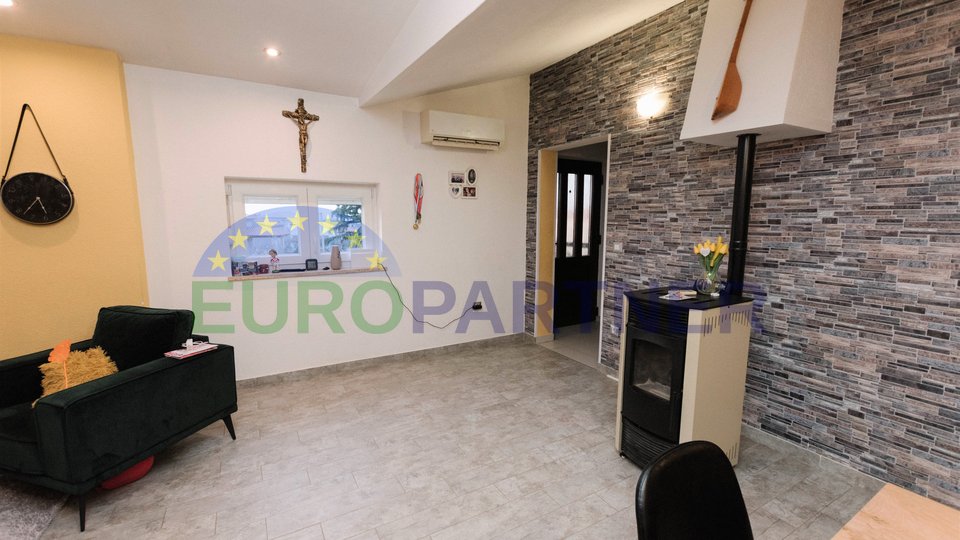 Apartment with 2 bedrooms, Poreč, 5 km