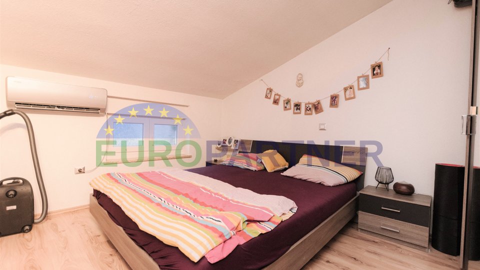 Apartment with 2 bedrooms, Poreč, 5 km