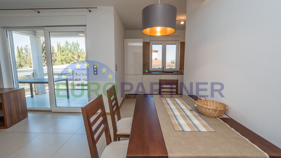 A beautiful house with a swimming pool and a view of the sea, near Poreč, 2 km from the beach