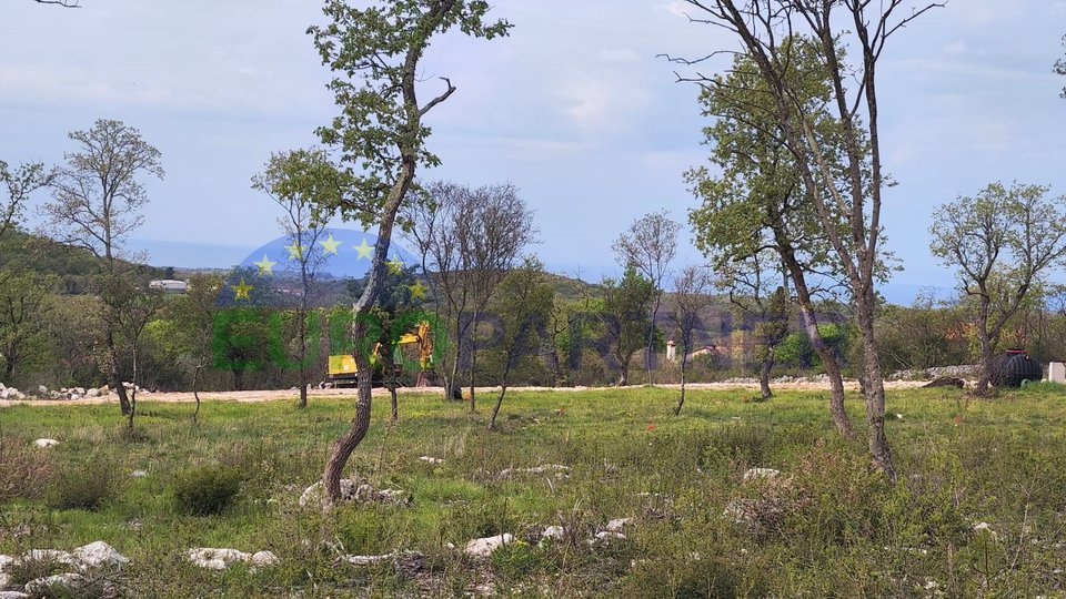 Terreno con vista panoramica sul MARE, nelle vicinanze di Rovigno