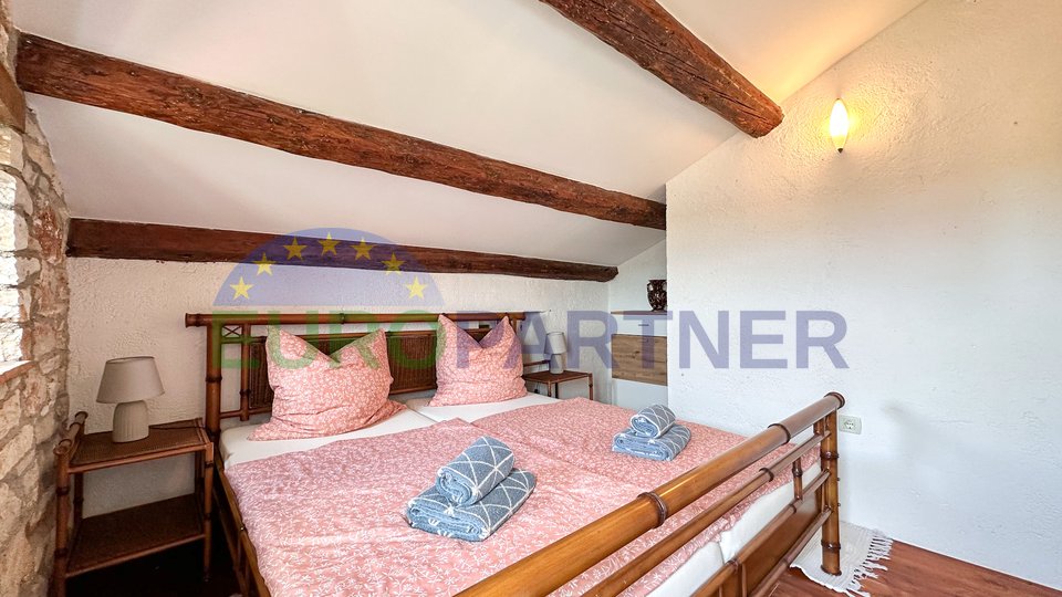 Sale - Tar, Istrian stone house, renovated