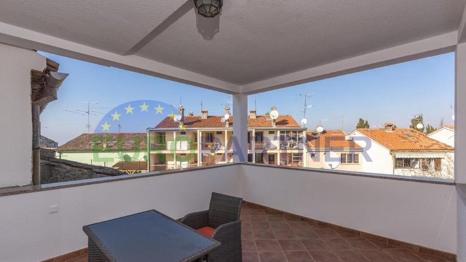 Penthouse with sea view, 50m from the sea, Poreč