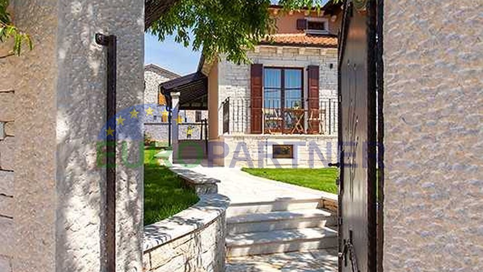 Villa situated on a hill with a beautiful view of the sea