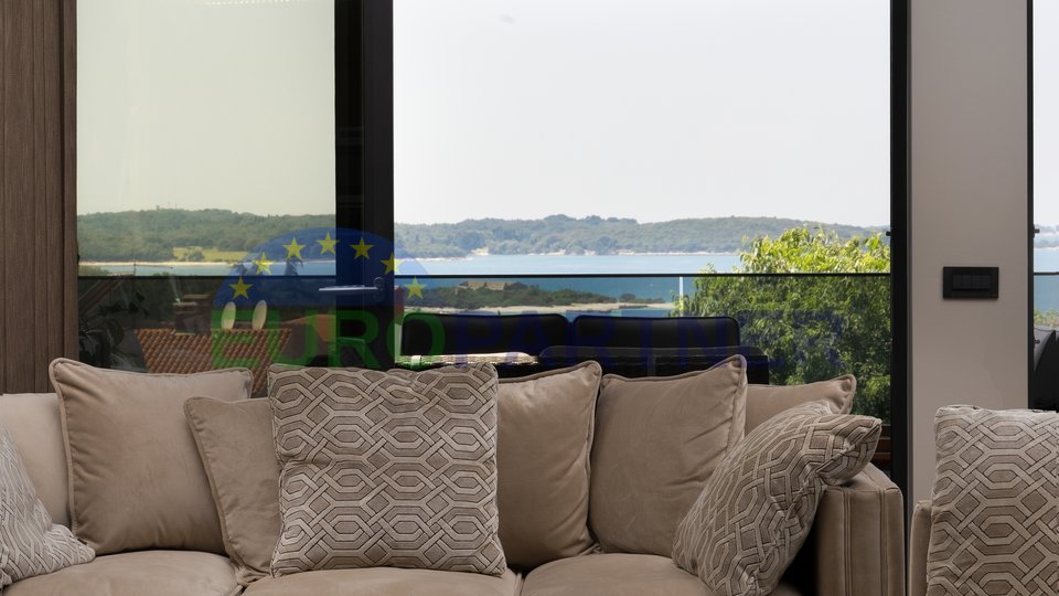 Unique designer villa with a view of the sea and Brijuni, Štinjan