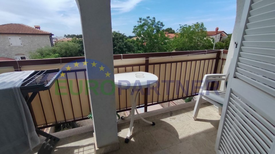 Apartment on the first floor, 800m from the sea
