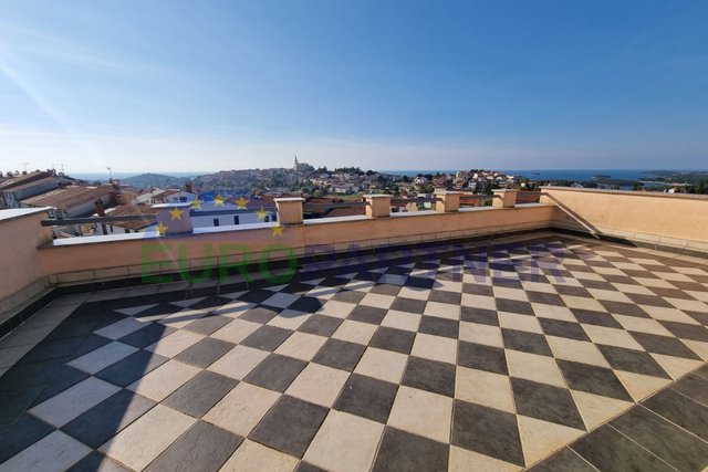 Apartment for sale Vrsar, sea view, two floors, 128m2