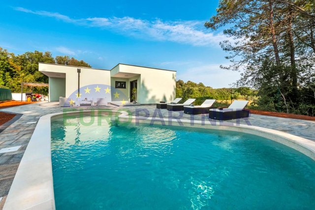 Villa with pool near the sea in Rovinj