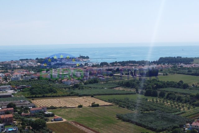 Novigrad, građevinsko zemljište s pogledom na more