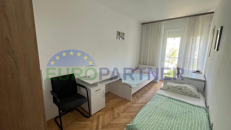 Split, modern 3 rooms apartment with balkony, 68 m2